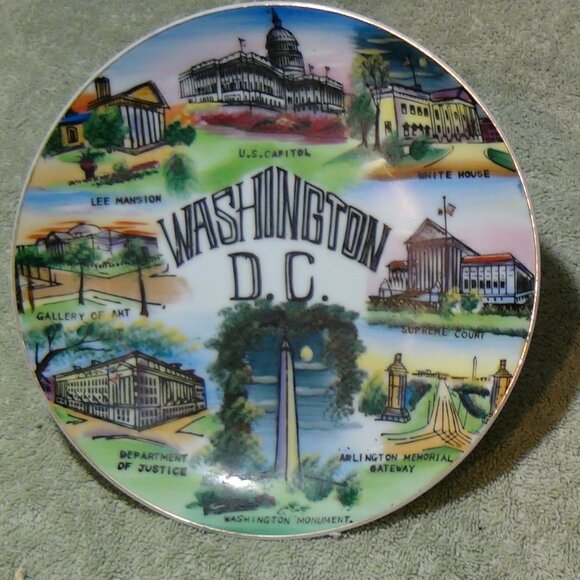 Washington D.C. Souvenir 8" Plate Vintage Original Trademarked Wall Hanging - Picture 1 of 15